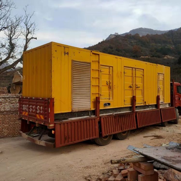 皮山200kW 发电机组在带电阻性负载时，输出功率会受到哪些因素的影响？