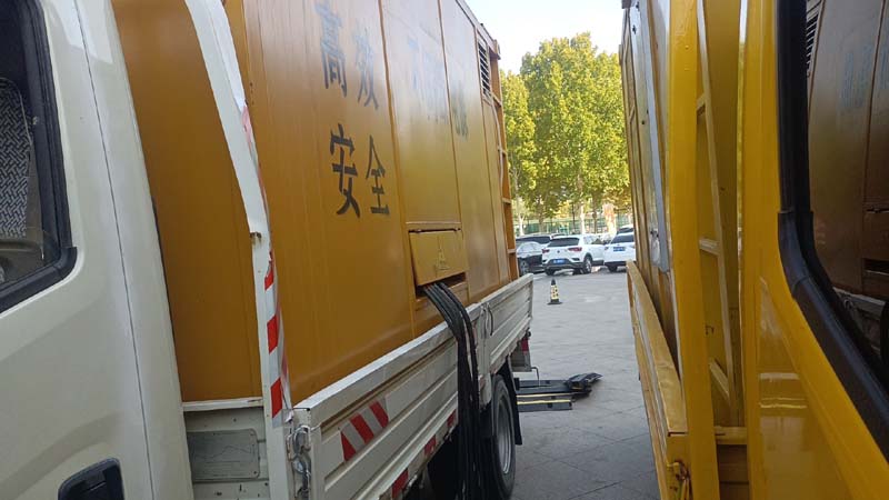 皮山如何判断柴油发电机组和UPS电源的切换时间是否符合要求？